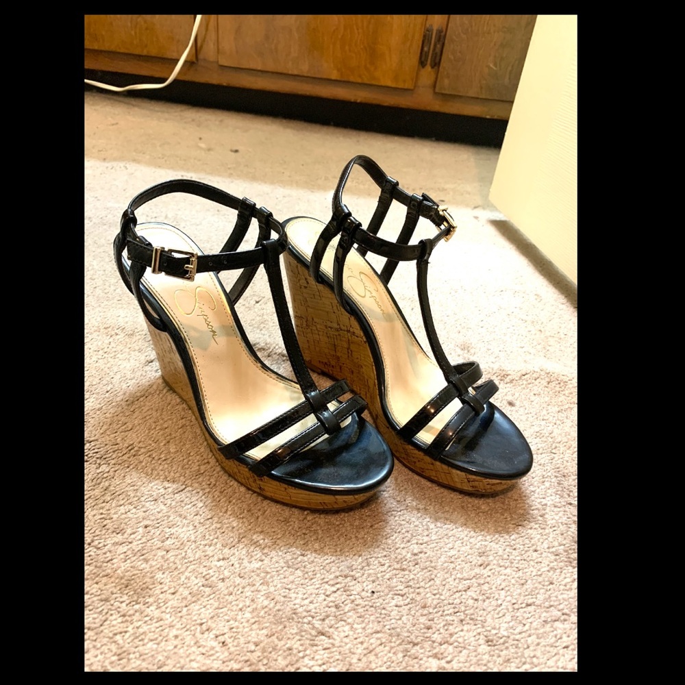 Black Wedges